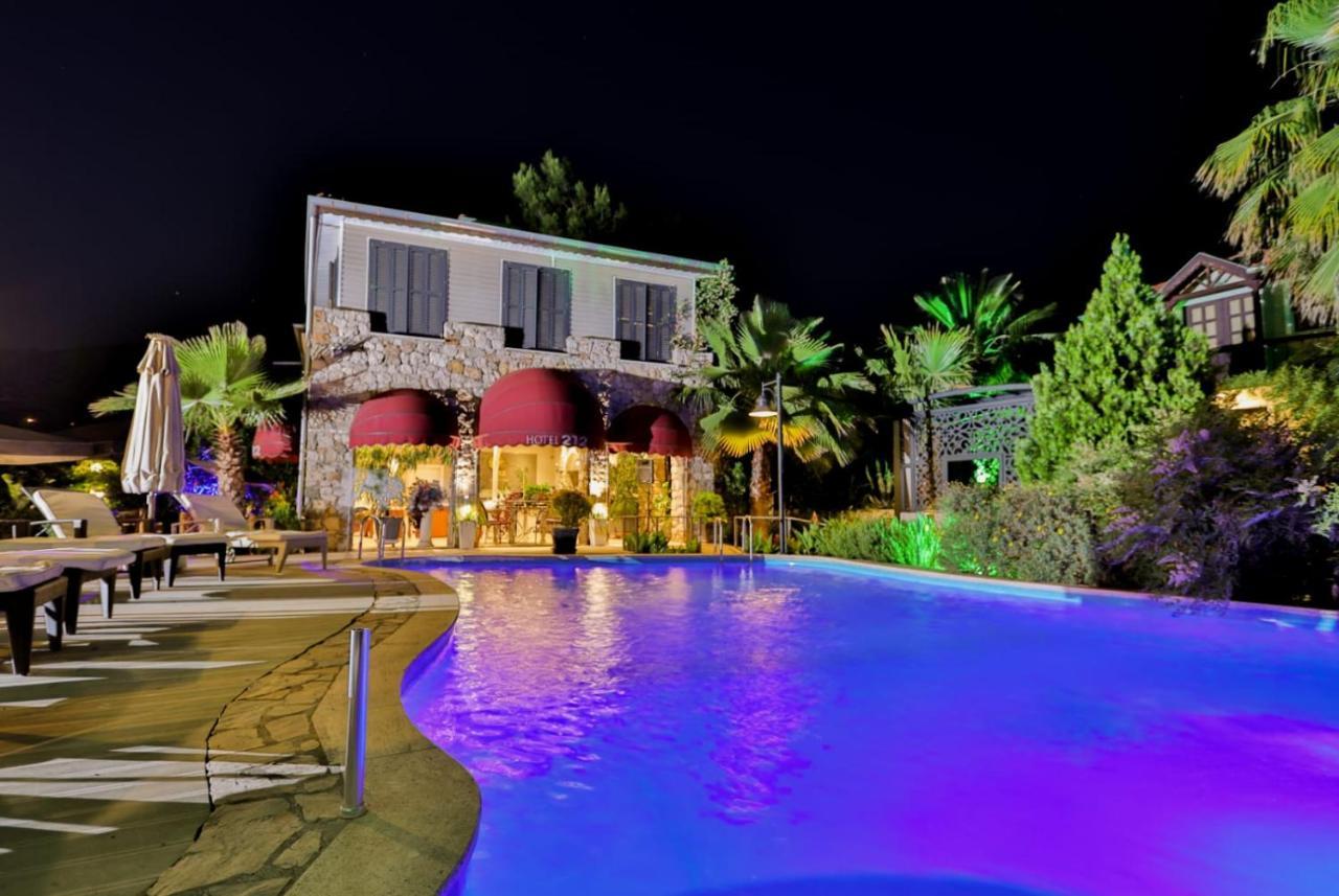 Hotel 212 Olympos Buitenkant foto