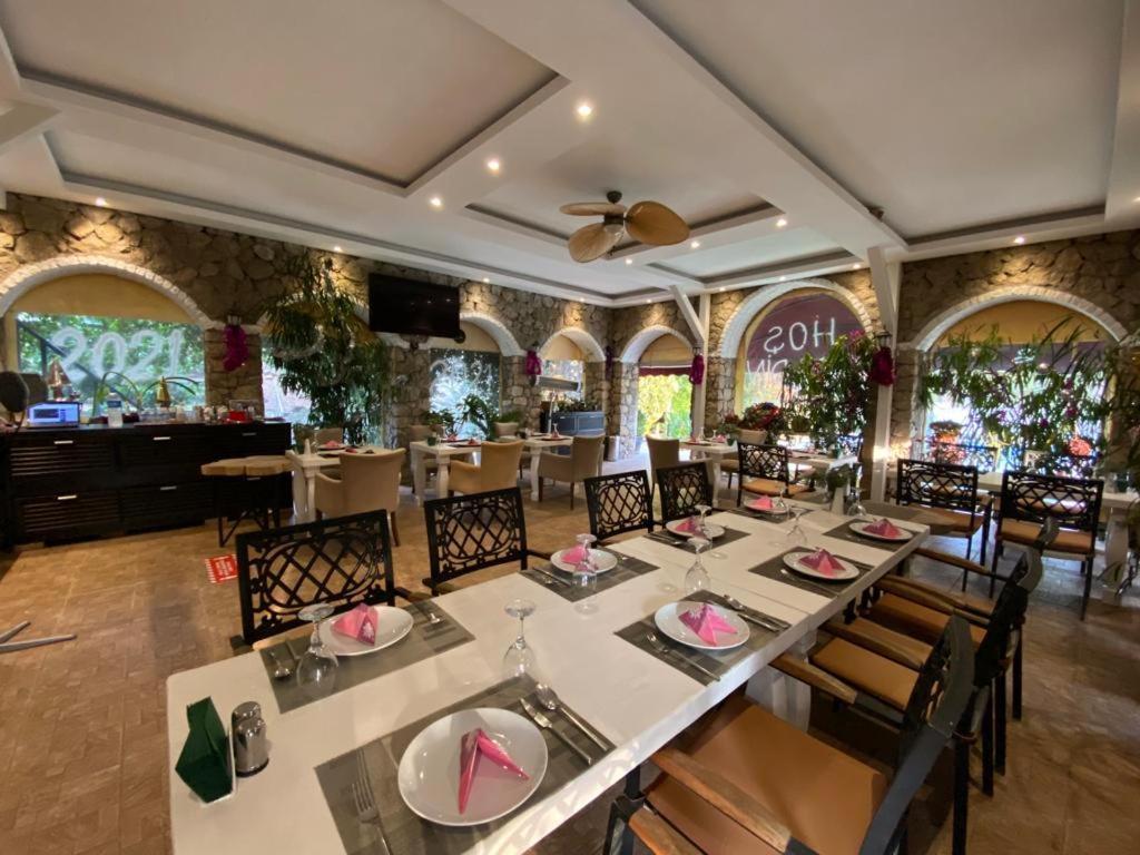Hotel 212 Olympos Buitenkant foto